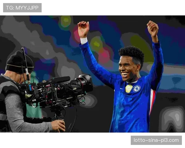 切尔西埃斯特旺恢复草地训练 腿筋伤势康复进入最后阶段